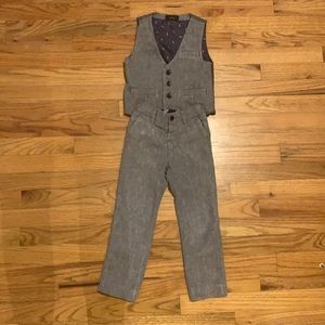 Gray tweed suit set.
